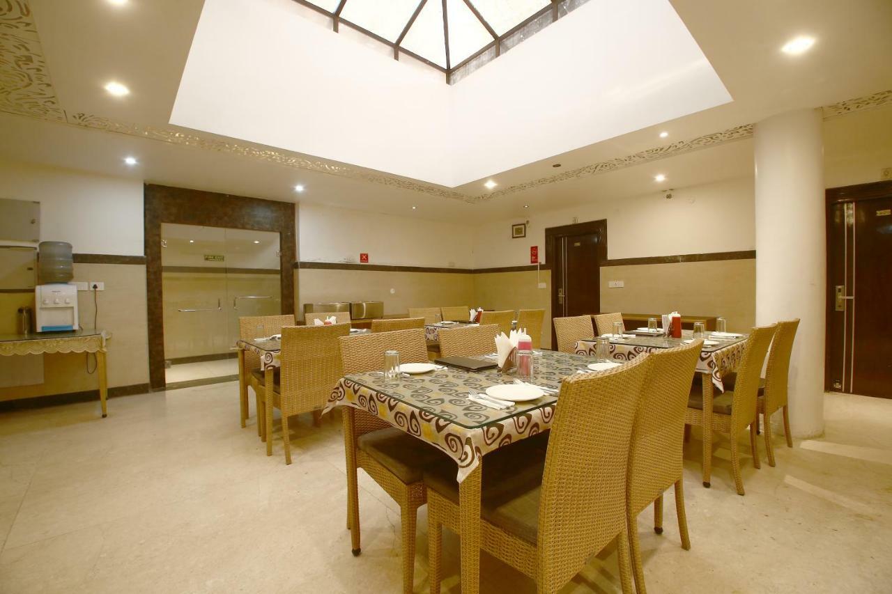 Hotel Diamond Plaza Chandigarh Exterior photo