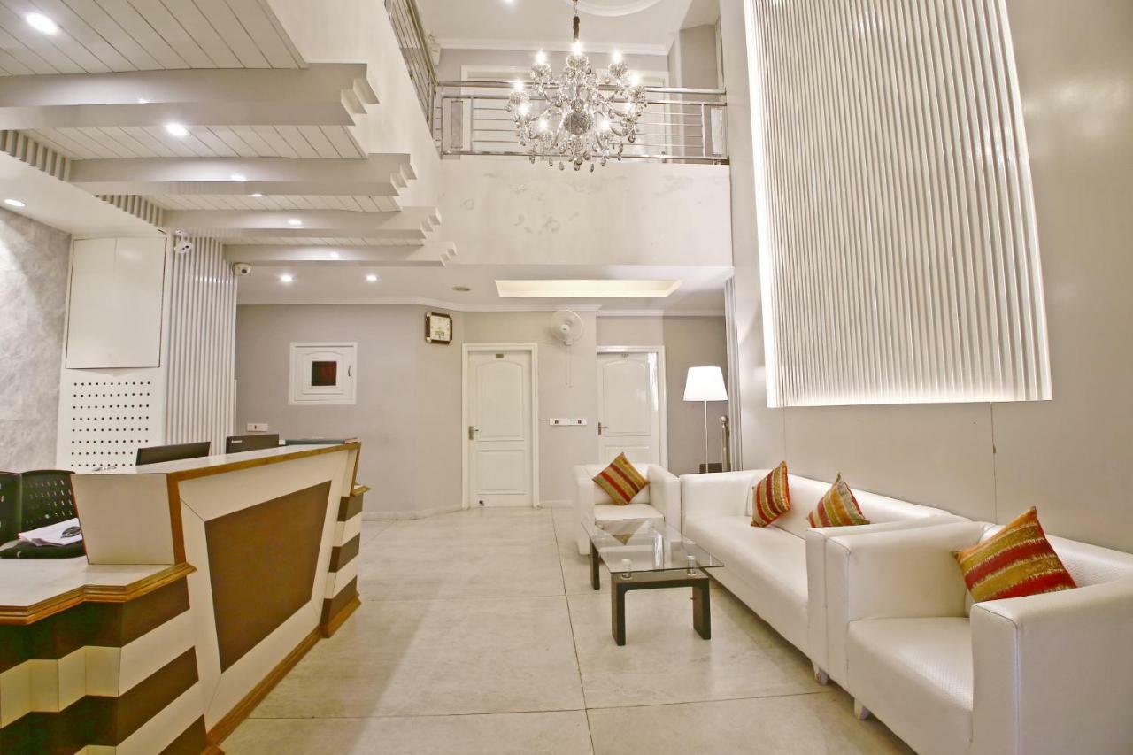 Hotel Diamond Plaza Chandigarh Exterior photo